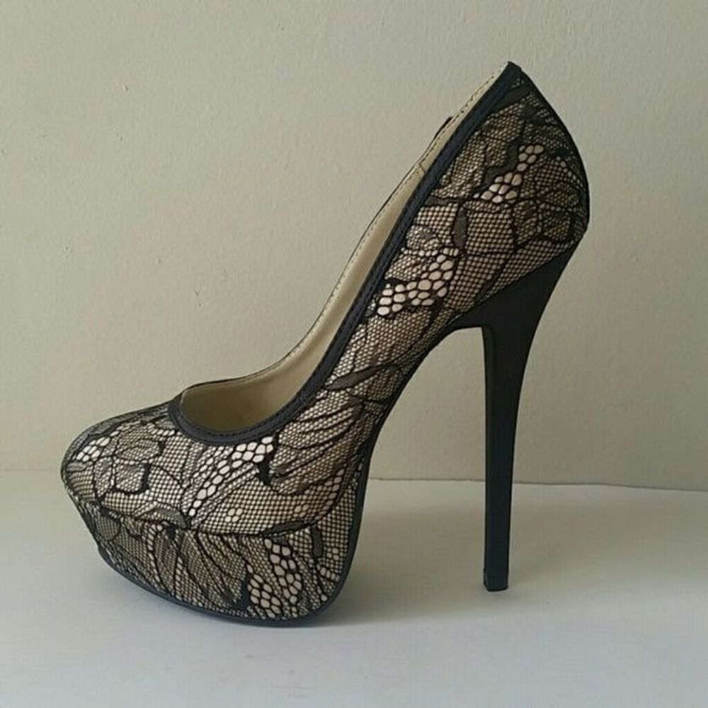Wild Diva Lounge fishnet heels